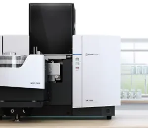 Shimadzu AA-7800 AAS với cấu hình Flame và Graphite Furnace, phân tích kim loại vết chính xác cao, phù hợp phòng lab dược và môi trường.